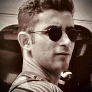 Meet your Posher, Miguel loza